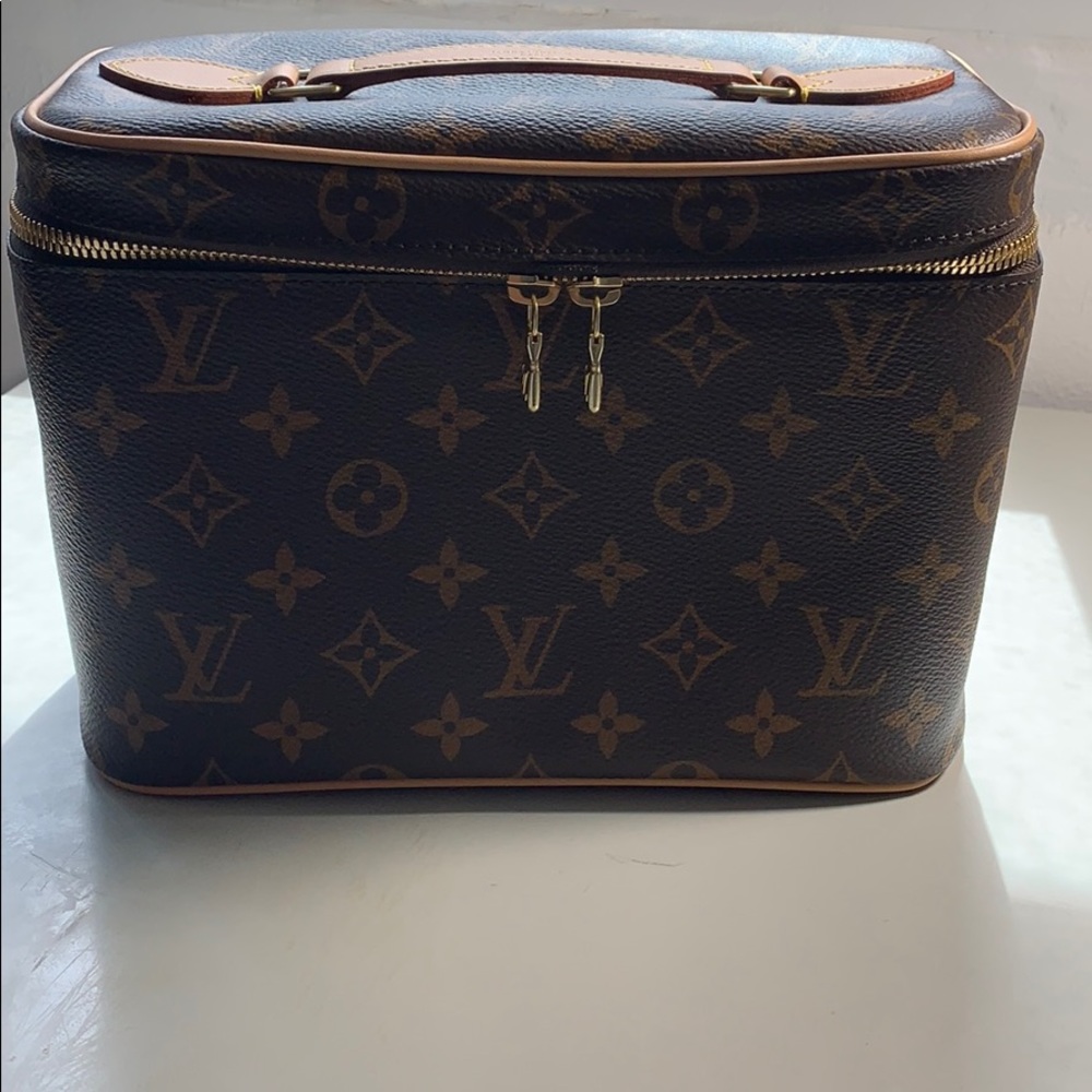 Louis Vuitton cosmetic Nice bag